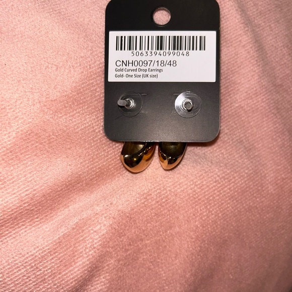 Gold Tear Drop Mini Statement Earrings - Picture 4 of 4